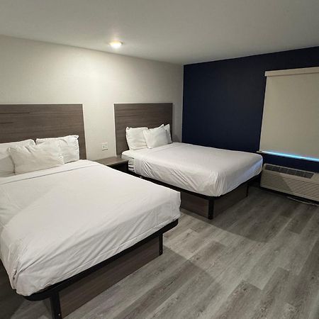 Baymont By Wyndham Dickinson Hotel Eksteriør billede