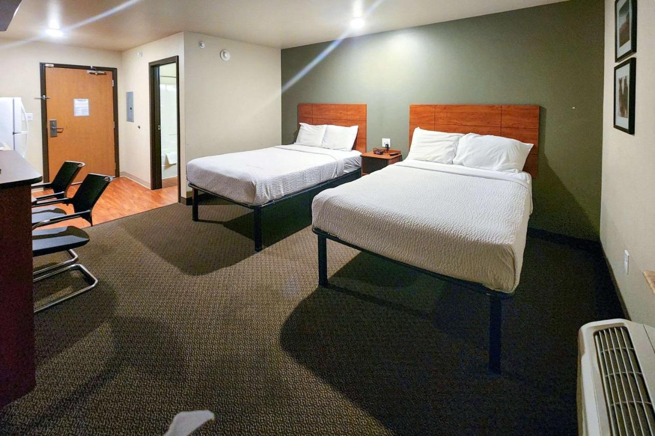 Baymont By Wyndham Dickinson Hotel Eksteriør billede