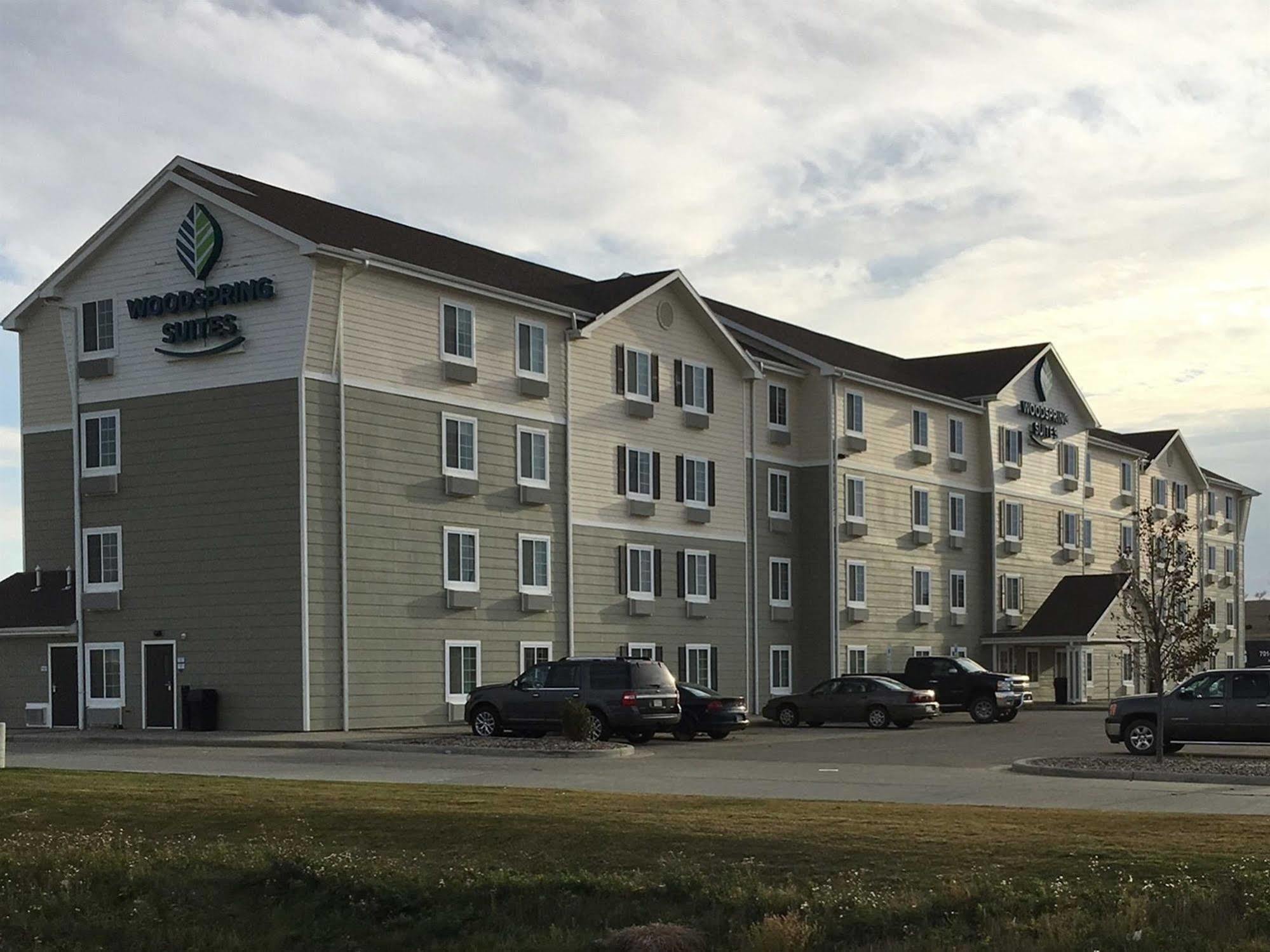 Baymont By Wyndham Dickinson Hotel Eksteriør billede
